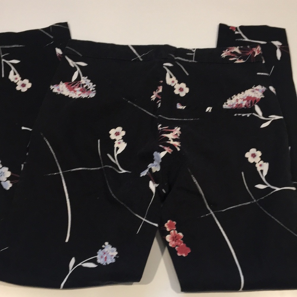 🌸 SALE H&M Flower Print Crop Pants Size 6 - Picture 8 of 9